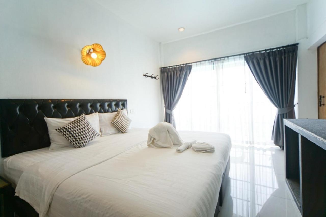 โรงแรม เดอะ แวร์เฮาส์ 3*